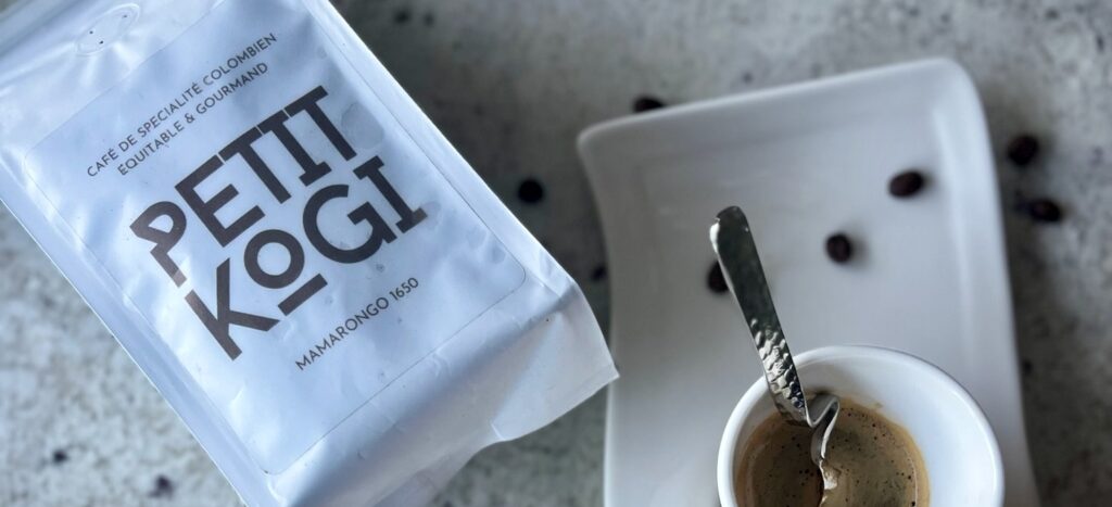 tasses+café-court2